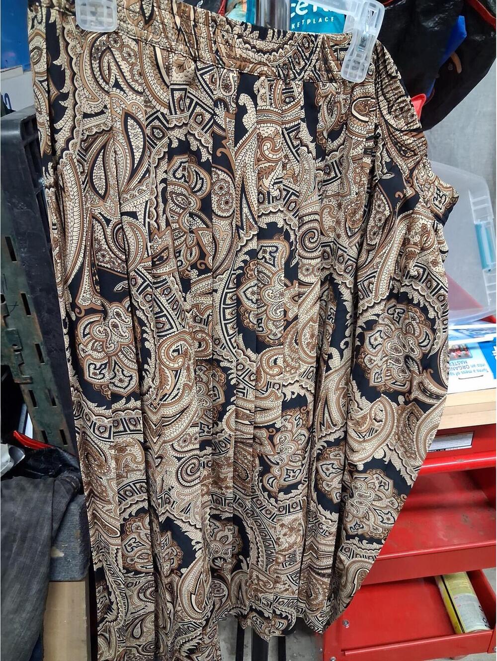 Alfred Dunner Women's Plus Size 20W Paisley Print Skirt